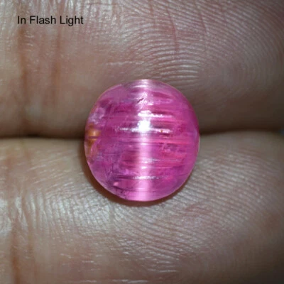 Turmalina rosa superior natural ojo de gato elegante cabina redonda 4,32 quilates piedras preciosas Brasil Foto 1 de 3