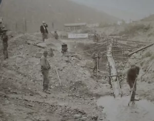c1900 Stereoview Foto Canadá Distrito del Yukón Mineros de Oro en Trabajo Klondike - Imagen 1 de 4