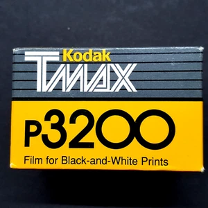 Kodak TMax P3200 Pro Film TMZ 135-36 B&W Exp 07/1991 - Picture 1 of 2