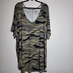 Maglione Torrid super morbido maglia taglie forti 6X verde mimetico manica corta - Foto 1 di 4