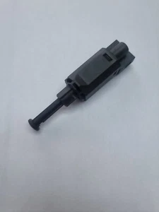 Bremslichtschalter XBLS124 ersetzt Intermotor 51662 - Bild 1 von 2