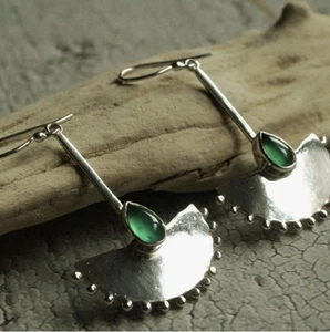 Chico’s Ethnic Earrings African Silver Geometric Boho Green CZ Teardtop Fan - Picture 1 of 7