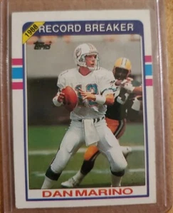 DAN MARINO 1989 TOPPS 1988 RECORD BREAKER #5 MIAMI DOLPHINS - Picture 1 of 2