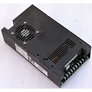 Industrielles Alimentateur 24V Protek Power PFC200-14HC PFC200-14C 200W 8,4A - Photo 1/4