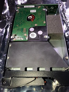 EMC V2-PS15-600 005050940 005050939 VNXE3150 600G SAS hard drive - Photo 1/6
