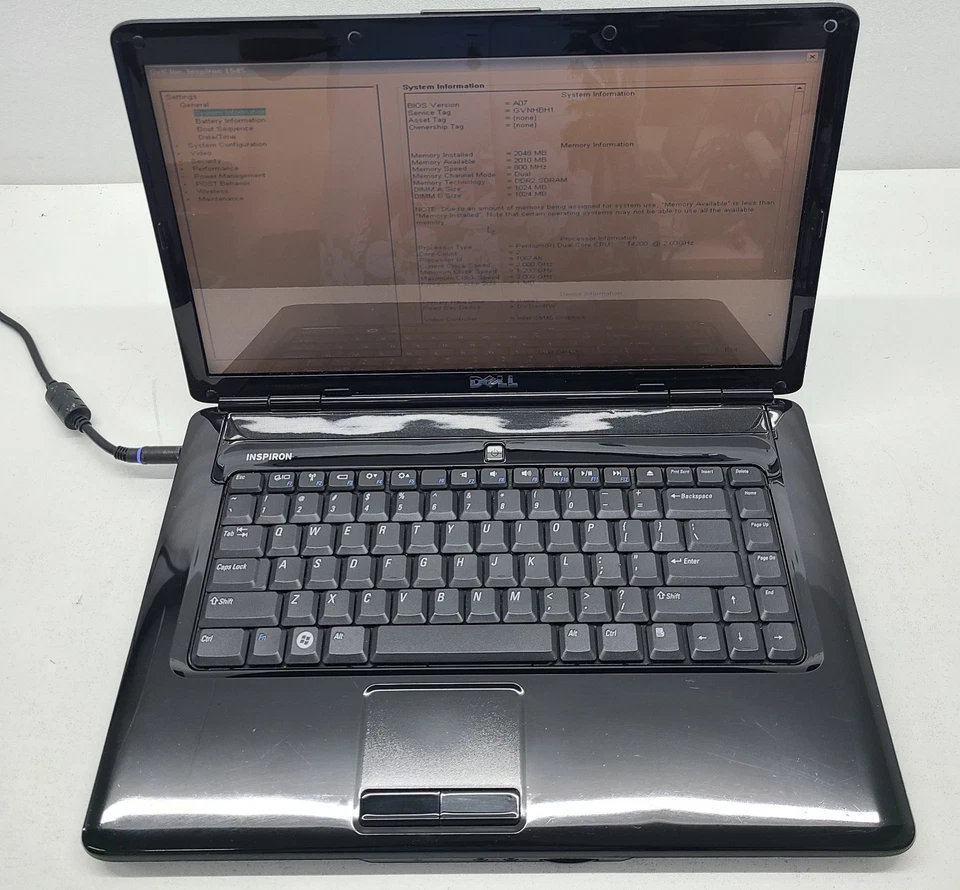 Laptop Dell Inspiron 1545 Intel Pentium Dual-Core T4200 2GB RAM SIN HD/OS (FL) Foto 1 de 4