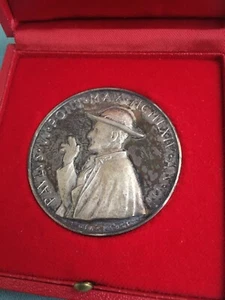 MEDAGLIA PAPALE IN ARGENTO DI PAOLO VI PONT. MAX ANNO III INC. GIAMPAOLI 1964 - Foto 1 di 5