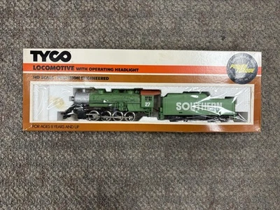 + TYCO HO Scale Southern 0-8-0 Steam Locomotive & Tender LNIB 256-16 - Image 1 of 4