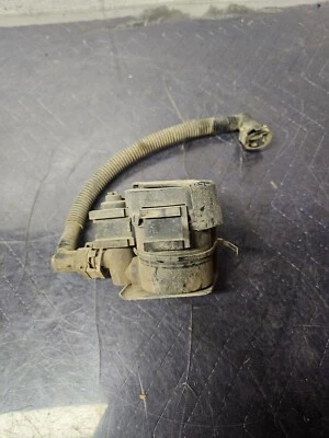 Bote de vapor para Chevrolet Express Silverado GMC Savana 2500 3500 Sierra Foto 1 de 2