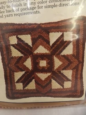 Vtg 70s NEW Caron Bargello Square 27x27 Pillow Printed Pattern Latch Hook Canvas - Image 1 of 4