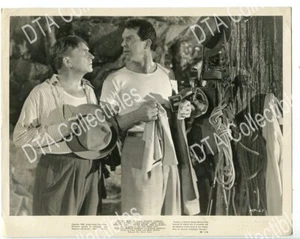 ON OUR MERRY WAY-1948-8 X 10-STILL-COMEDY-MUSIC-MACMURRAY-DEMAREST-vg VG - Picture 1 of 1