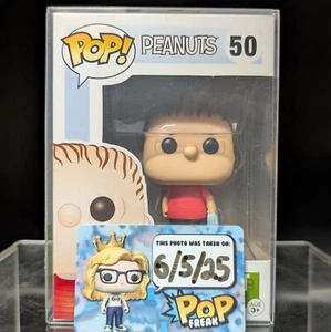 FUNKO POP! Vinyl Figure Animation RARE Peanuts #50 Linus Van Pelt [VAULTED] - Picture 1 of 7