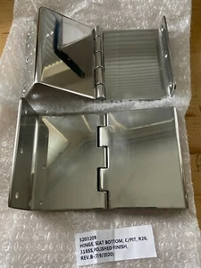 Lot of 2 - Hinge Seat Bottom C/Pit R26 316SS Polished Finish 520320B Stainless - Picture 1 of 1