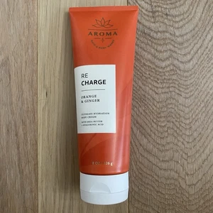 Bath & Body Works Recharge Orange & Ginger Ultimate Hydration Body Cream 8oz - Picture 1 of 4