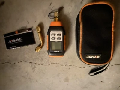 Medidor de vacío digital de micrones NAVAC NMV1 con bolsa Foto 1 de 3