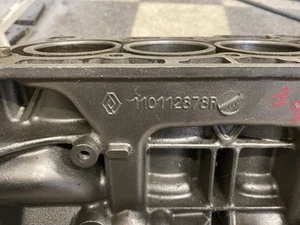 NISSAN JUKE 2016 1.2 PETROL ENGINE BLOCK 110112878R - Picture 1 of 4