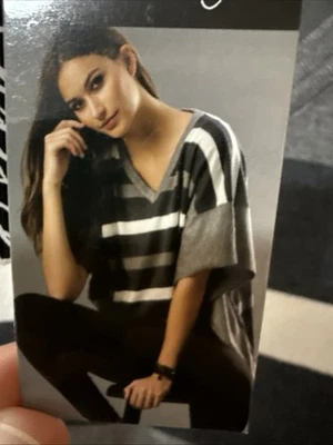 Nuevo con etiquetas Suéter Túnica Charlie Paige Rayas Talla Única Manga Ala de Murciélago Relajado Cómodo Foto 1 de 4