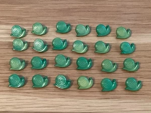 Vintage Acrylic SNAIL BUTTONS Sewing Green Snail Shaped Buttons Lot from Italy - Picture 1 of 4