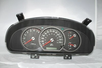 Cuadro de instrumentos velocímetro medidor de panel 02 03 Kia Sedona 140.521 millas Foto 1 de 4