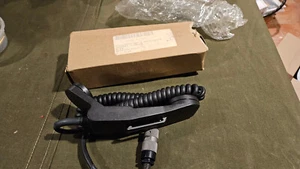 Military Handset H-189/GR (Alt H-250/U) for AN-PRC-77 + AN/PRC-70/80 Radio set - Picture 1 of 5