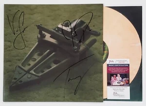 PIERCE THE VEIL SIGNED THE JAWS OF LIFE VINYL LP RECORD ALBUM W/ JSA CERT - Picture 1 of 2