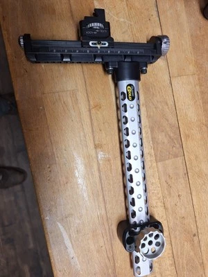 Mira RECURVA NEGRA DORADA, COMPETICIÓN OLÍMPICA 9" LH GRIS BGCOR9T-L Foto 1 de 4