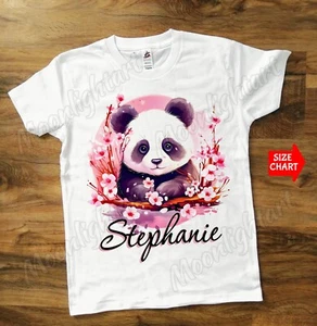 T-shirt personalizzata con nome simpatico fiori di panda giapponese fiori di sakura - Foto 1 di 2
