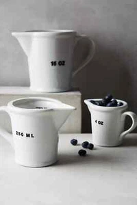 Anthropologie Measuring Cupe PROVISON JUGS Farmhouse Ounce ML Set/3 Ceramic NWT - Picture 1 of 6