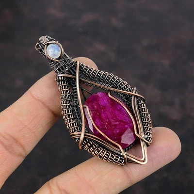 Cachemira Natural Rubí Arco Iris Piedra Lunar Cobre Artesanal Alambre Envuelto Esposa Colgante Foto 1 de 4