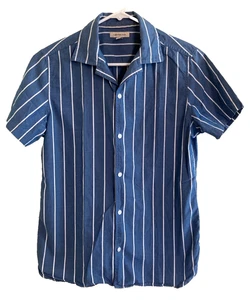 Camisa de mezclilla para hombre Calvin Klein XS manga corta con botones azul con rayas blancas - Imagen 1 de 6