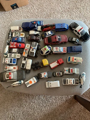 39 Cars/Vehicles Hot Wheels Matchbox Classic Vintage Police Car Personal Lot - Image 1 of 4