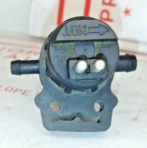 Mercedes W124 E Class R129 W140 C280 SL600 Fuel Regeneration Valve 0004702293 - Picture 1 of 5