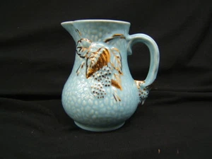 Wade Golden Turquoise Creamer Bramble Blue w/Gold Accents VGC 4 3/4" VGC - Picture 1 of 4