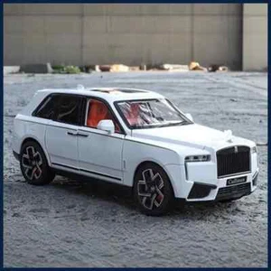 1:24 Rolls Royce Cullinan SUV 2025 Luxury Car Model Diecast Sound Light Kid Gift - Picture 1 of 28