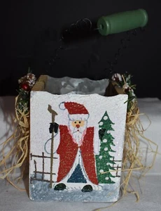 Vintage bemalter Weihnachtsmann Deko Aufsteller Holz Metall eckig Metall Holzgriff - Bild 1 von 5