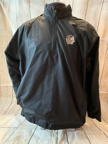 UND University of North Dakota Fighting Sioux Gear Sports 1/4 Zip Jacket Medium Cover