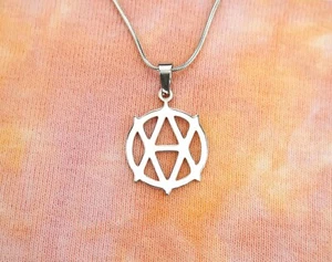 Anarcho Vegan Symbol Halskette, Anarchist Veganarchist Veganarchism Symbol - Bild 1 von 5