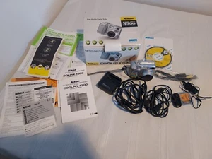Nikon COOLPIX 4300 4.0MP Silver Digital Camera In Original Box with Accessories - Picture 1 of 10