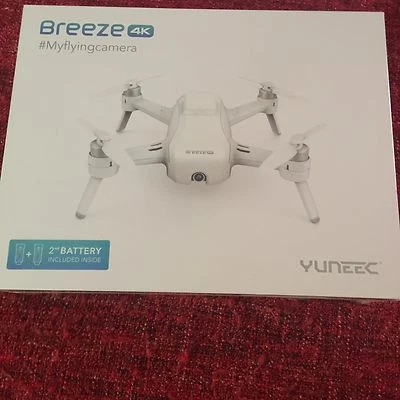 NUEVO Yuneec Breeze Drone 4K Cámara Autovoladora Cuadricóptero 2da Batería YUNFCAUS Foto 1 de 4