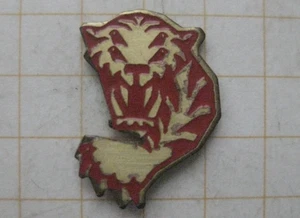 SAME LOGO / TRAKTOR ...................NUTZ- / BAU- UND LANDMASCHINEN-Pin (180h) - Bild 1 von 1