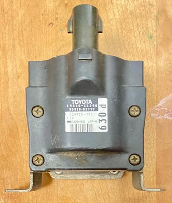 Toyota Ignition Coil 19070-35290 + Igniter 89621-12050 Assembly Denso OEM Japan - Image 1 of 4