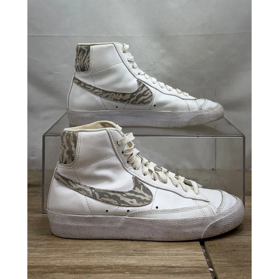 Nike Blazer Medio Premium Estampado de Cebra Swoosh Para Mujer Blanco Moda Tenis EE. UU. 6.5 Foto 1 de 4