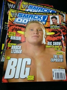 Revista WWE SMACKDOWN abril 2004 - Brock Lesnar + PÓSTER WRESTLEMANIA - Imagen 1 de 3