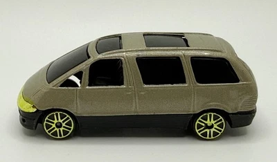 Yatming Tan anos 90 Toyota Estima Previa Mini Van Solta Diecast 1:64 - Imagem 1 de 4