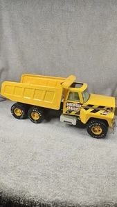 Vtg NYLINT " Hard Hat Contractors" Metal Dump Truck, Very Good Condition - Picture 1 of 16