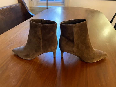 Nine West Brite Gatito Tacón Botín Gamuza Talla 6.5 Foto 1 de 4