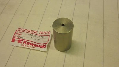 Kawasaki Z 1300 KZ1300 A1 A2 A3 A4 B1 1979-1982 Throttle Valve 16025-1029 NOS - Image 1 of 2