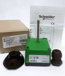 Schneider Electric / Duct Temperature Sensor / STD100-50 - Picture 1 of 6