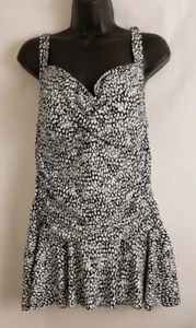 Sea & Sand Swimsuit Beachwear Skirt Dress Black White Blue One-Piece Size 18 NWT - Picture 1 of 12