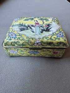 Antique Chinese Canton Famille Rose Enameled Bronze Trinket Jewelry Box - Picture 1 of 24
